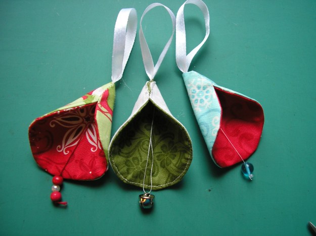 “Christmas Bells” is a Free Quilted Christmas Ornament Pattern designed by & from Meadowside Designs